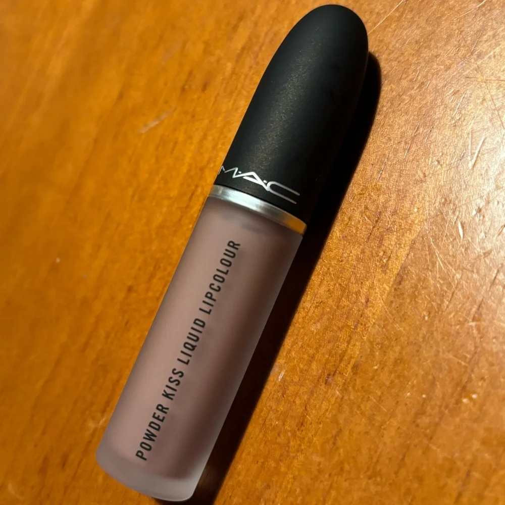 MAC Powder Kiss Liquid Lipcolour It’s Personal